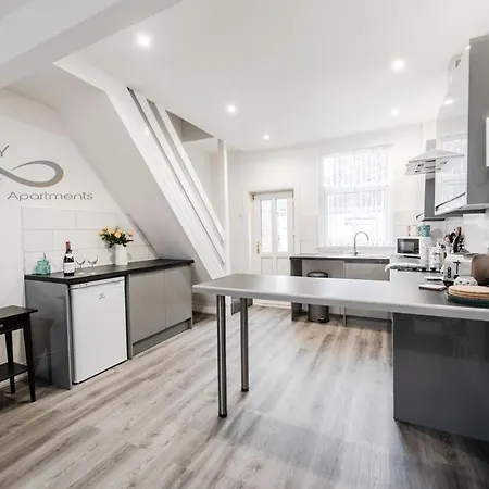 Liverpool Harrow Road Sleeps 6- Infinity Apartment Exterior photo