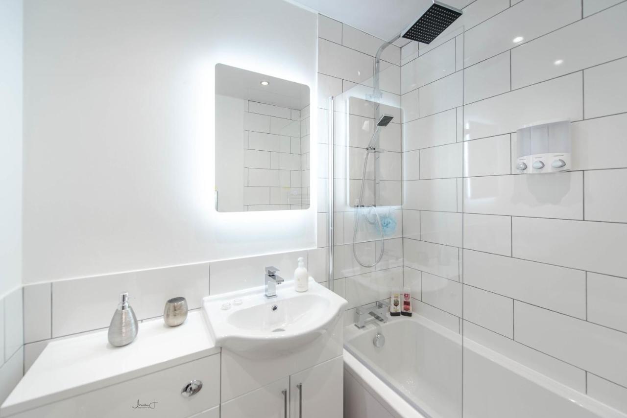 Harrow Road Sleeps 6- Infinity Liverpool